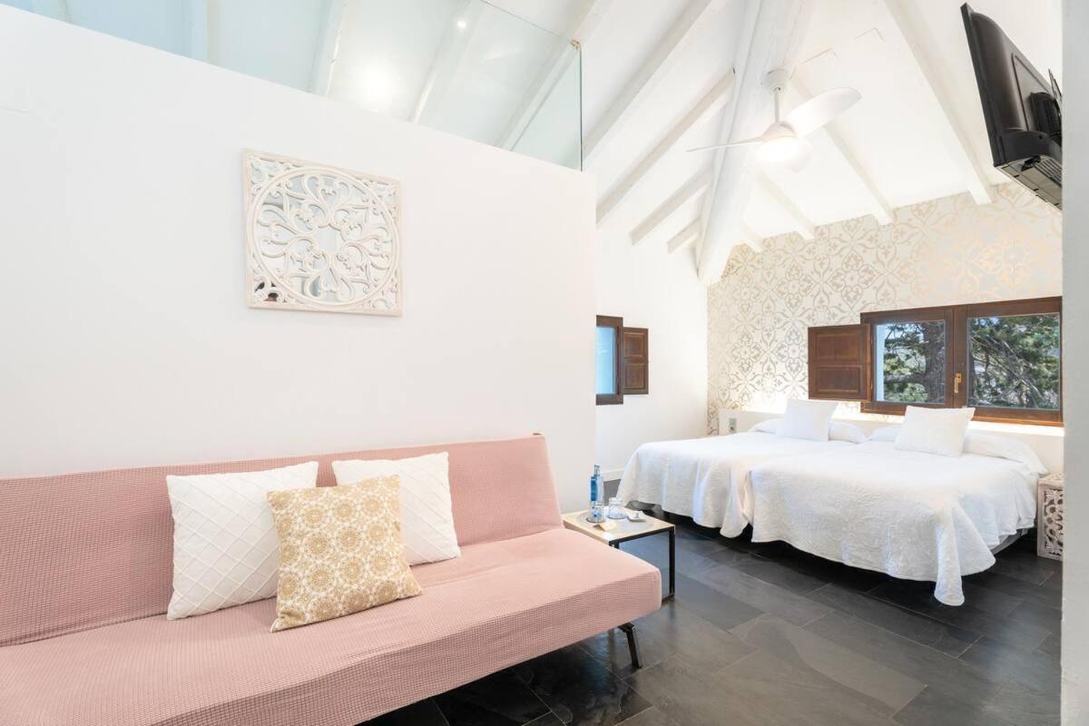 1893 Boutique Hotel
